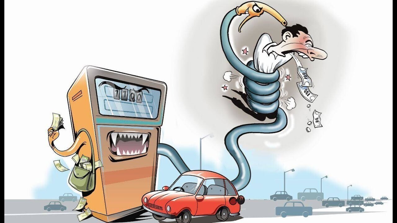 Почему по всей России закрываются заправки "ЛУКойл"