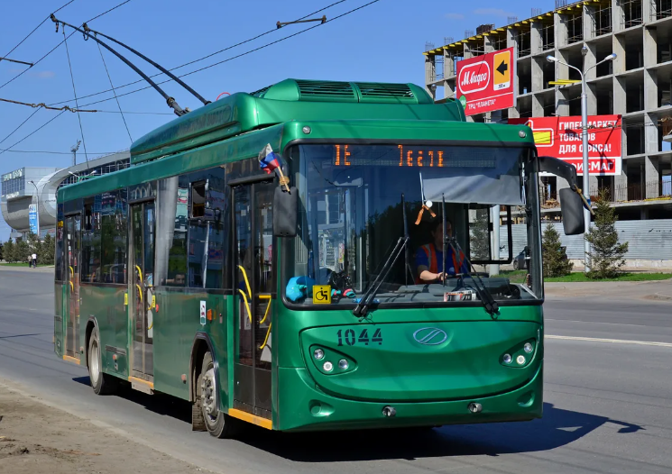 Всё для людей: новые и неудобные троллейбусы, особенно для людей с ограниченными возможностями