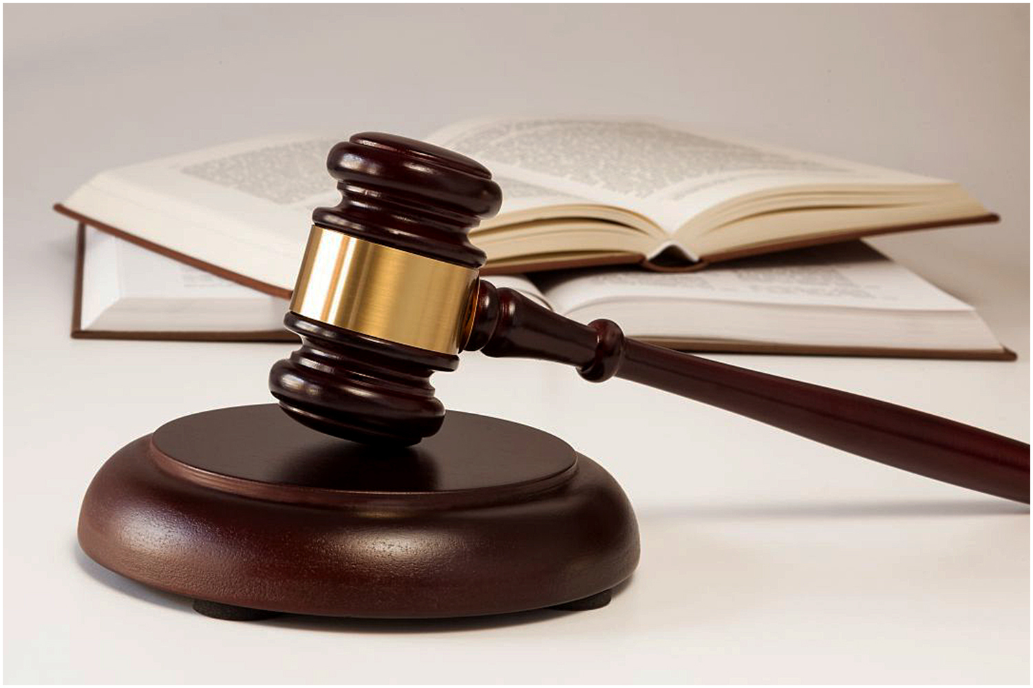 Неисполнение Обязанностей: Чиновники Могут Избежать Наказания?