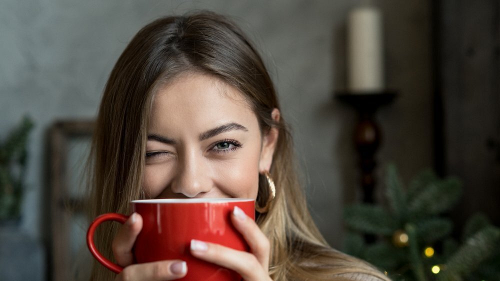 Как Понять, Что Кто-то Вас Влюблен: 7 Секретных Признаков!