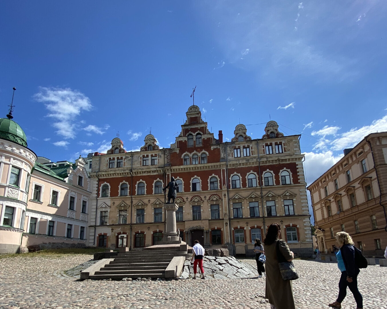 Выборг: средневековая Европа без виз и долгих перелётов