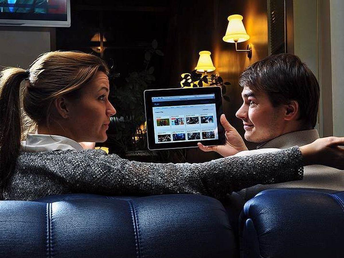 Скачать бесплатно или смотреть онлайн? Вечный вопрос.