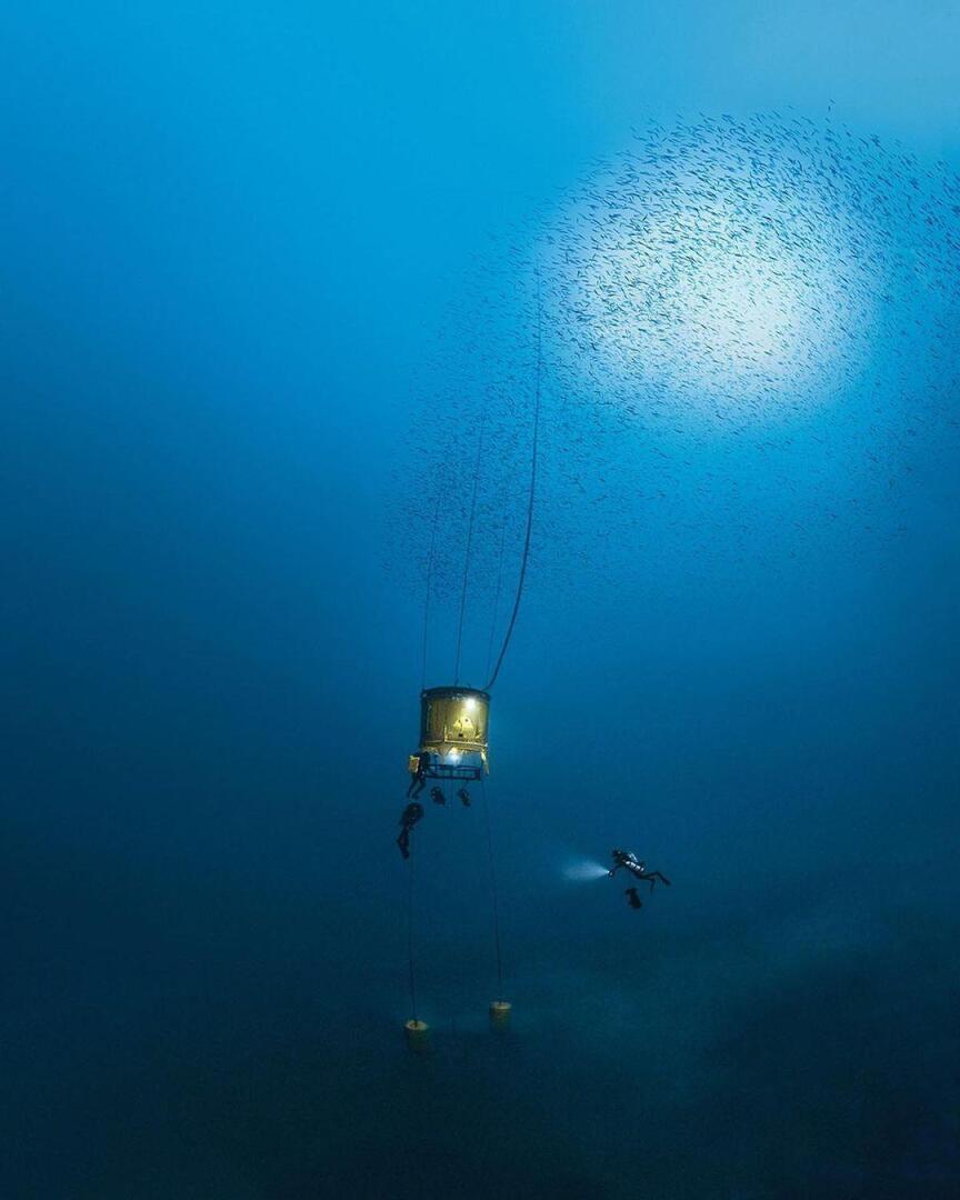 Миссия Gombessa V дайвера и специалиста по глубоководной съемке Лорана Баллесты