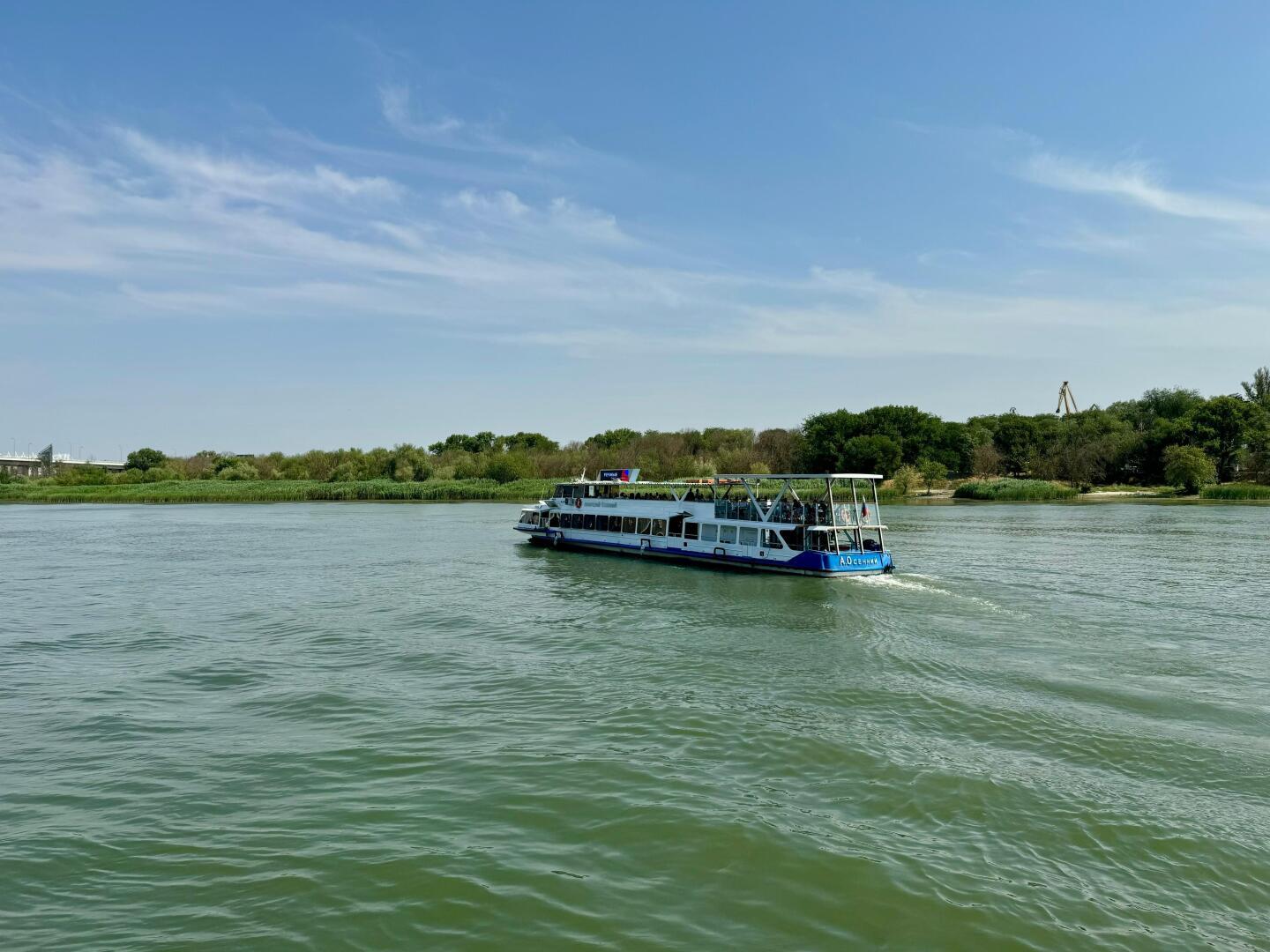 Пока все сокрушаются об ушедшем лете, в городе Ростове-на-Дону оно продолжается