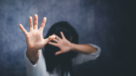 Женщина, которую держали в Польше в качестве секс-рабыни 4 года, рассказывает…