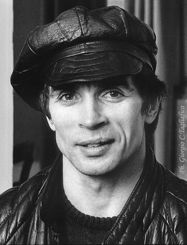 10 знаменитостей, зараженных ВИЧ