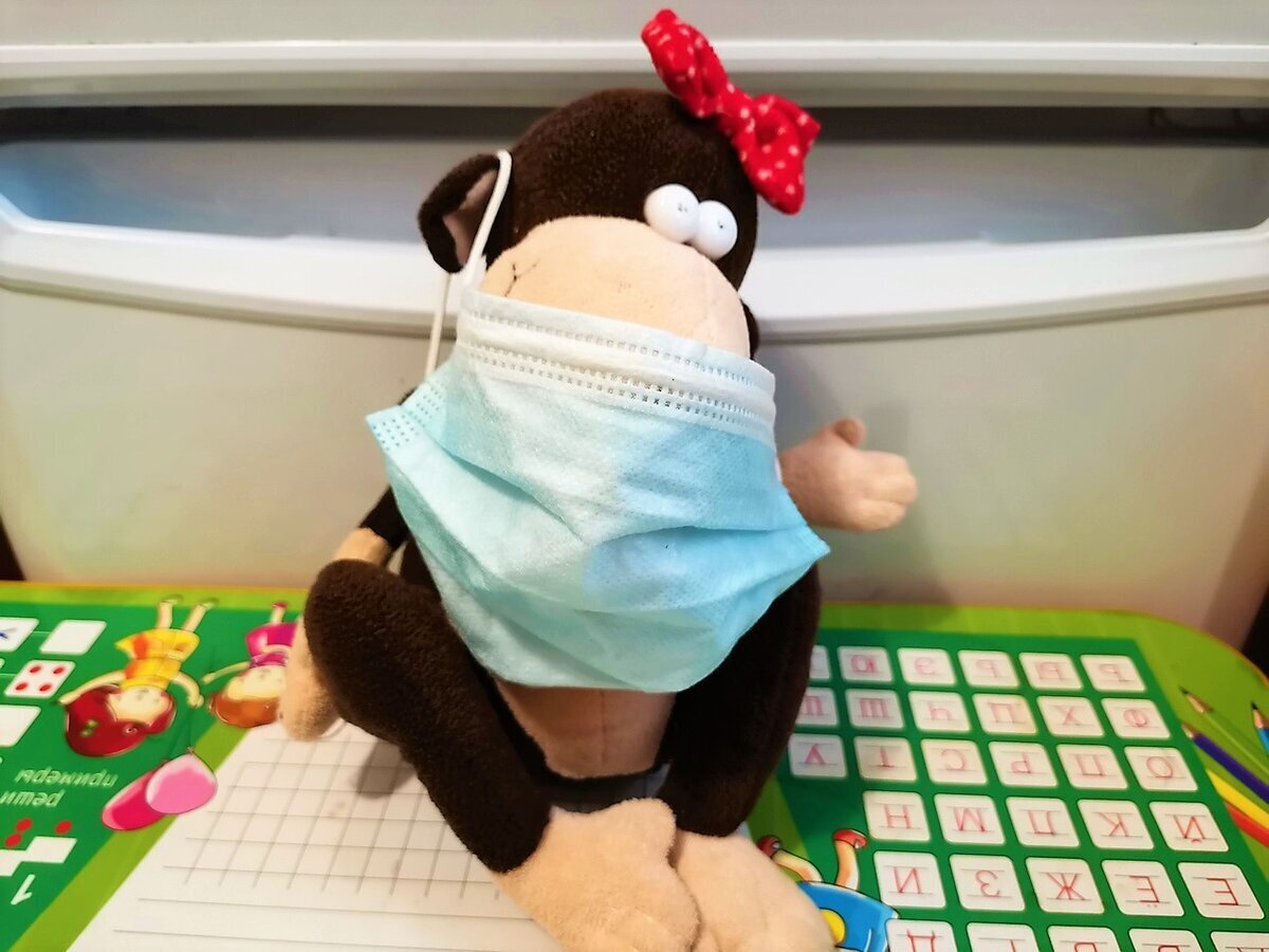 Как истеричная горе-мамаша медсестру в частной клинике доставала.