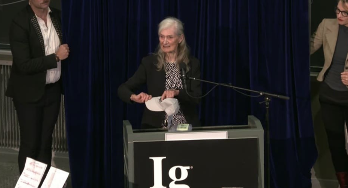 💥За разделения пьяных и трезвых червяков. Кто и за что получил Шнобелевскую премию в 2024 году?😇