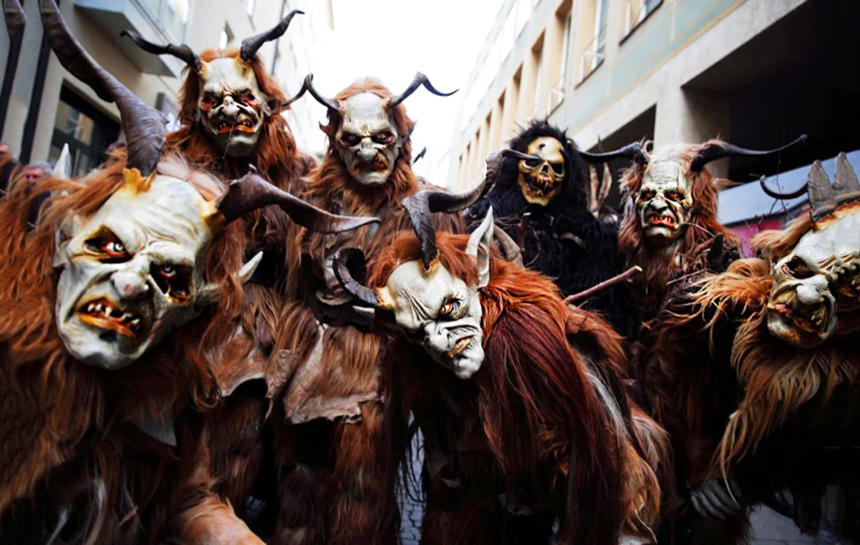 "Реинкарнация" и "Диагностика кармы"! Что творится в сознании последователей экстрасенса и парапсихолога Сергея Николаевича Лазарева<span style=