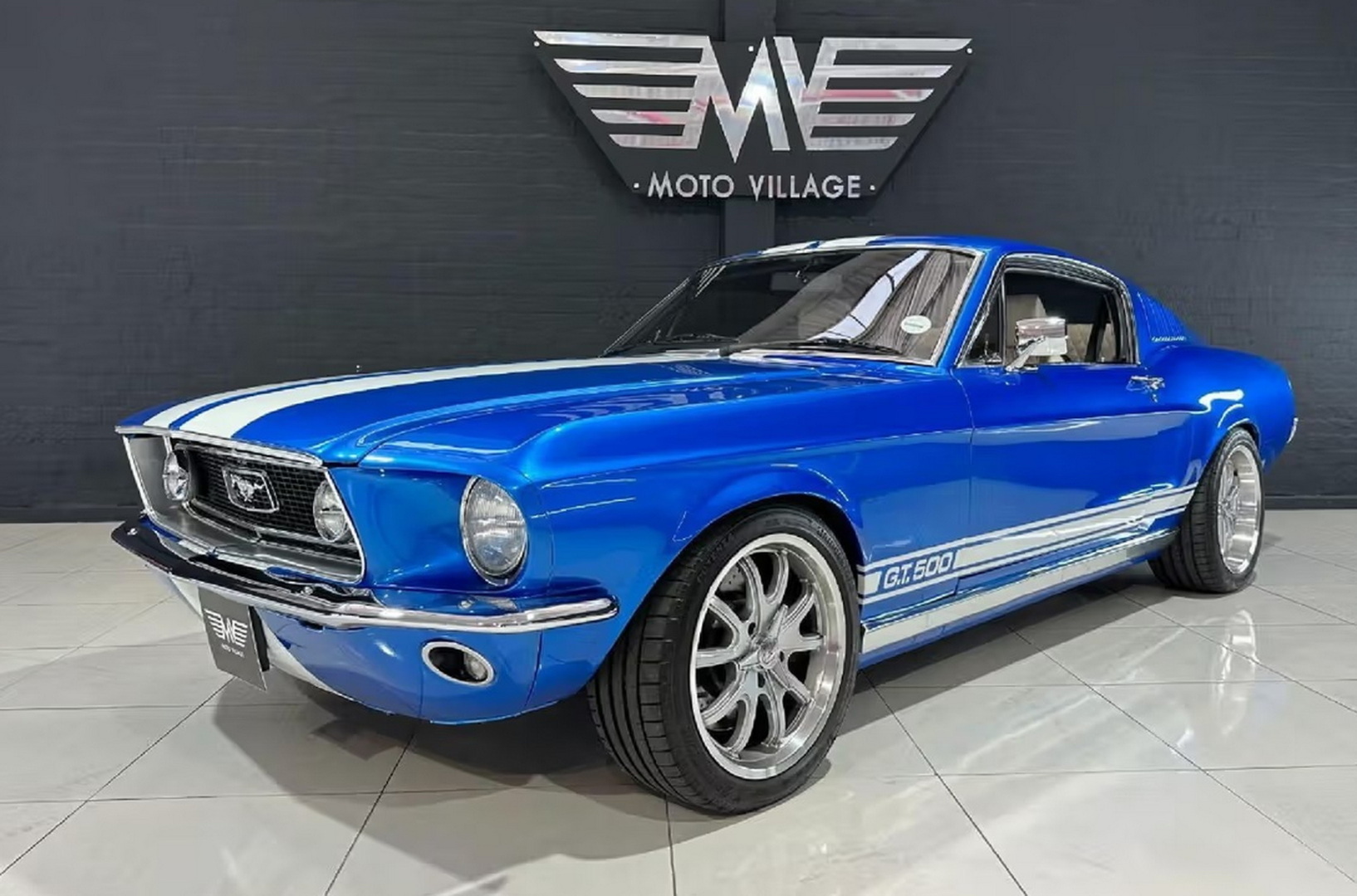 В Африке продают классический Ford Mustang, сделанный из BMW M3 E92