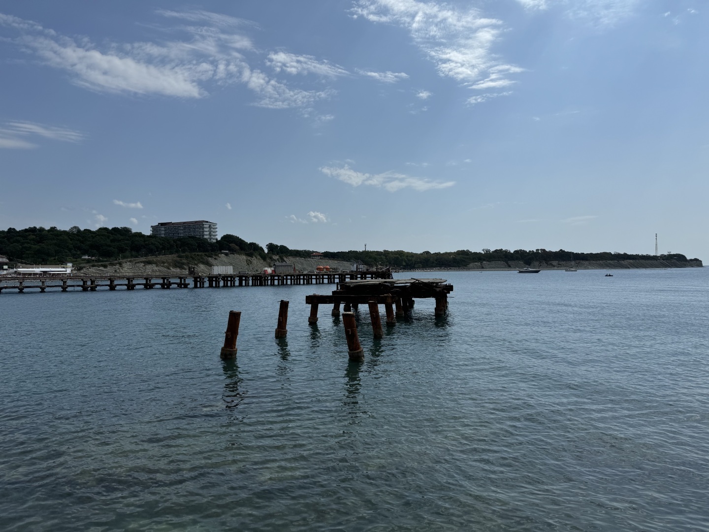 Геленджик. Голубая бухта. С этого курорта вы захотите сбежать и больше никогда не возвращаться