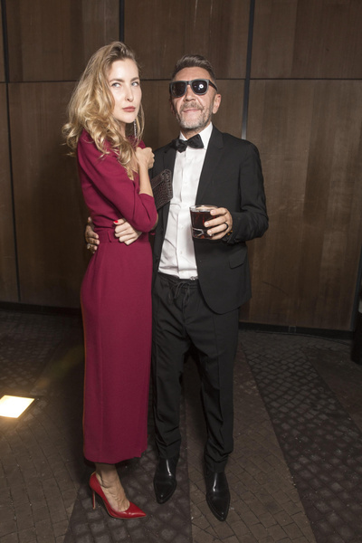 ✅ Снова один?! Четвертая жена Сергея Шнурова Ольга Абрамова подала на развод