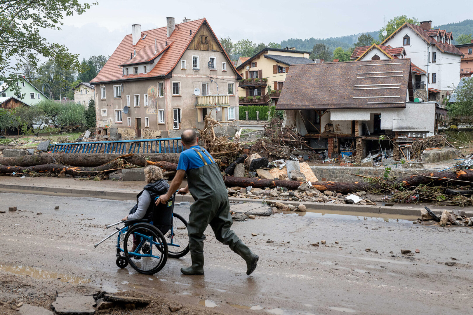 Является ли изменение климата причиной смертоносных наводнений в Европе?
