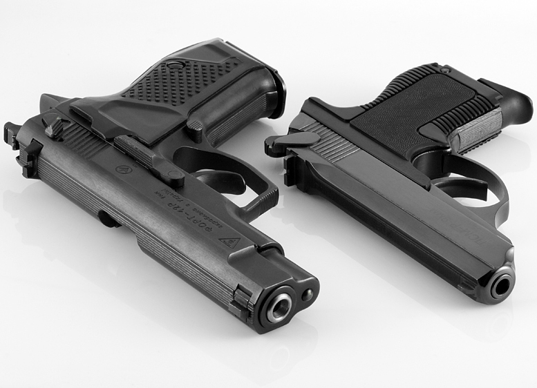 ⚡👨‍🦱👨‍🦱👩👧Сезонное обострение? В Петербурге школьники устроили стрельбу на улице, ранена 14-летняя девочка