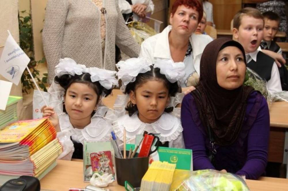 Президент России Владимир Путин еще в июне говорил о необходимости вернуться к обсуждению миграционной политики.