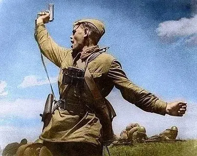 «Комбат»: История легендарного снимка и героя фронта.