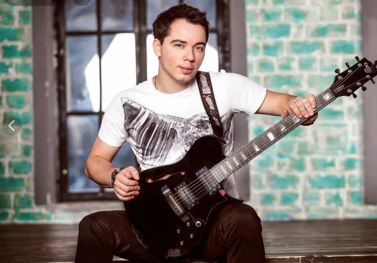 Теперь за всю Россию и нас будет думать Родик