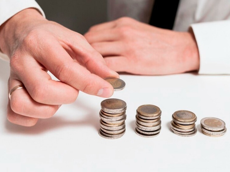 С 1 октября миллионы россиян ждут повышения зарплат: экономическая ситуация и прогнозы на октябрь