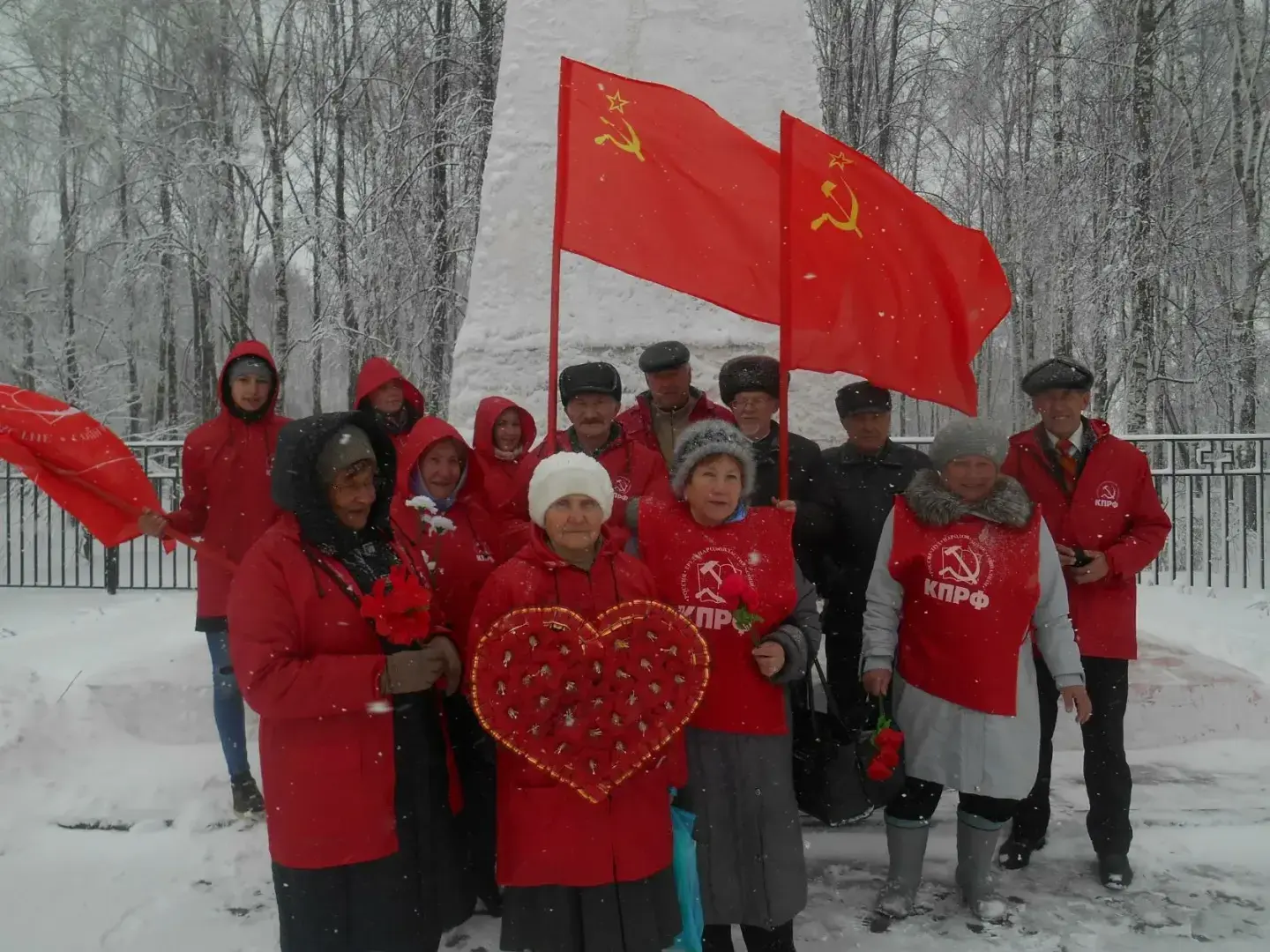 Кому это надо?