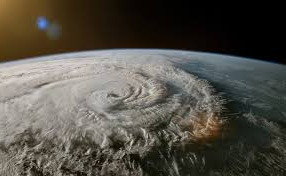 Ураган Милтон усилился до 4-й категории. Флорида готовится к выходу на сушу. Объявлена обязательная эвакуация