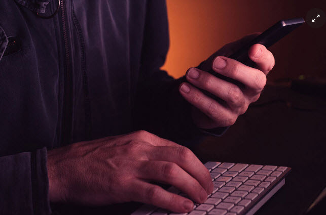 😱 Мошенники придумали новый способ обмана. Они стали использовать фальшивые приказы от ФСБ! Как же теперь быть осторожными?!