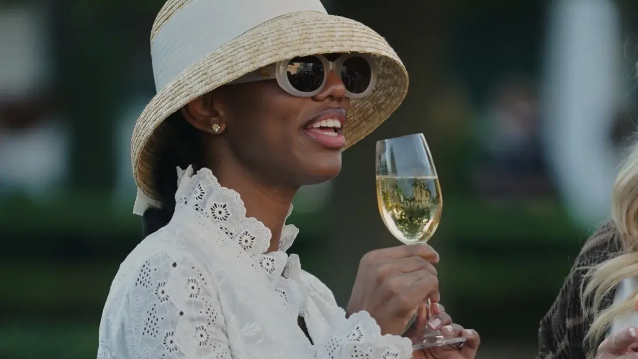 По гороскопу: Почему жизнь знака зодиака может измениться к концу 2024 года