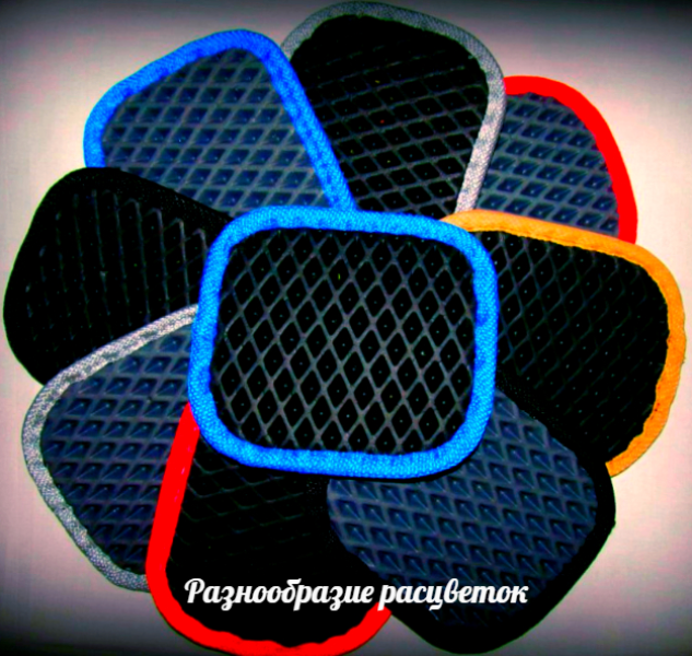 Соты и ячейки в коврике Eva для авто: сухо и чисто до сих пор. Мой честный отзыв после нескольких лет использования