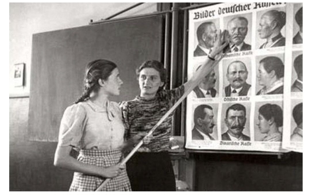 Откуда пошло образование на Украине. У кого в руках молодежь, у того в руках и будущее...