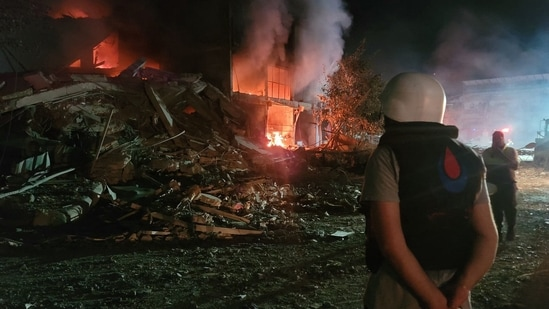 В Ливане полностью разрушена мечеть, ранен третий миротворец ООН