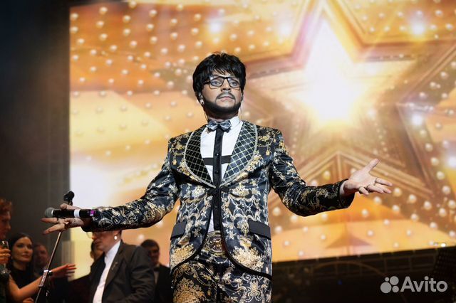 Двойник Филиппа Киркорова на сайте Авито.