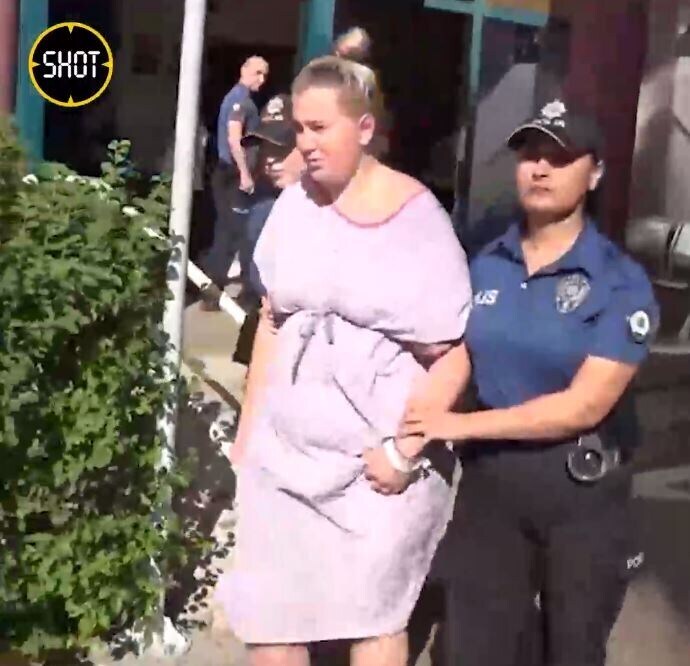 💥💥💥 Россиянка родила в уборной в Турции и оставила новорожденного в туалете.