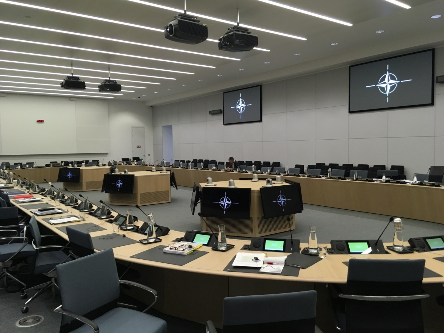 Зеленский представил план Победы, который написали в НАТО