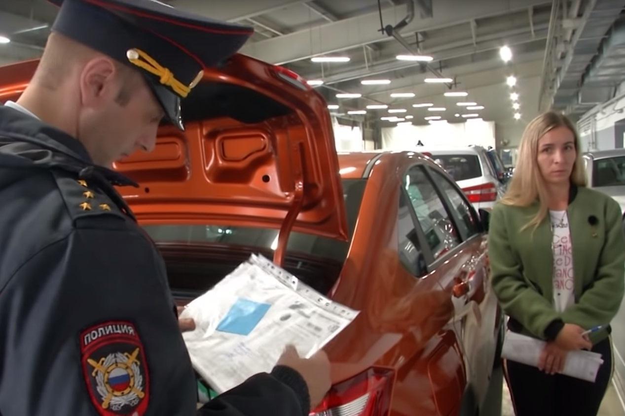 Планируете брать автокредит? Вот 5 способов, как вас сейчас могут обмануть в автосалоне