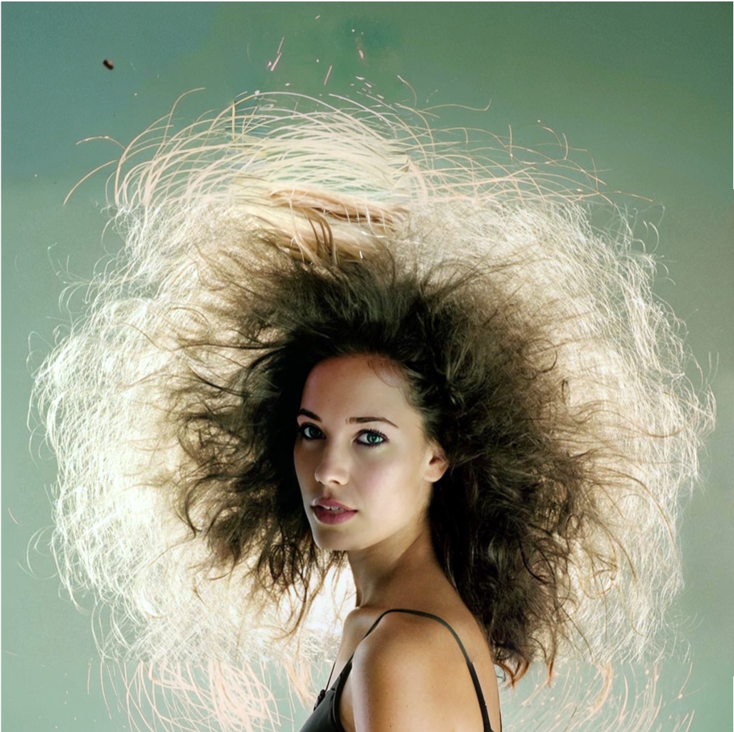 Электризуются волосы: как сохранить красивую причёску?