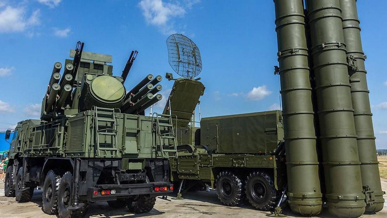 В ПВО страны лучшие сыны охраняют небо много лет