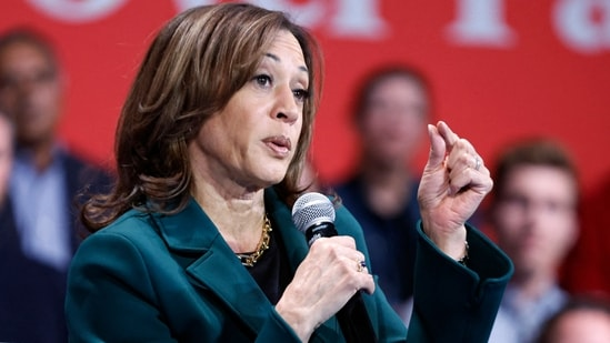 Жестокая критика Харрис бывшим советником Обамы за то, что она избегала вопросов, отправляясь в «Город словесного салата»