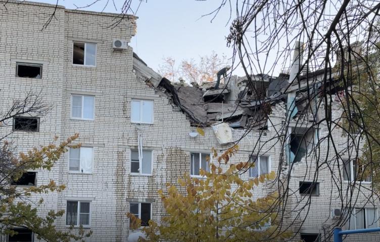 Трагедия в Черкесске: Взрыв газа разрушил жилой дом, унесший жизни двух человек