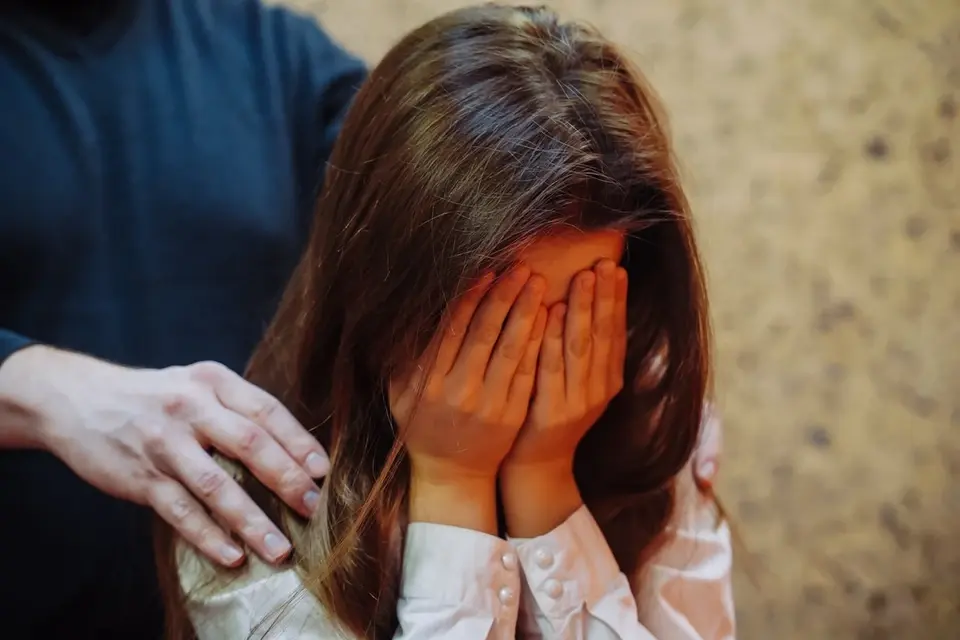 Шокирующий случай в Перми: отец осуждён за сексуальное насилие над дочерью