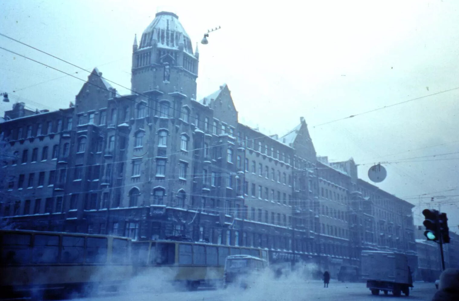 Помидоры /Коммунальная квартира/Байки Крысы, рожденной под знаком Рака, из поймы Ижоры.