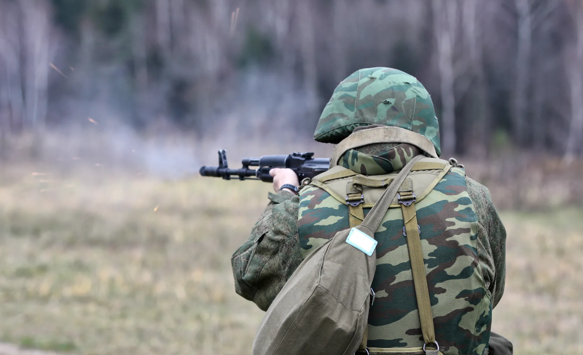 Свадьба и служба: 76-летний Виктор Важенин отправился на фронт сразу после женитьбы