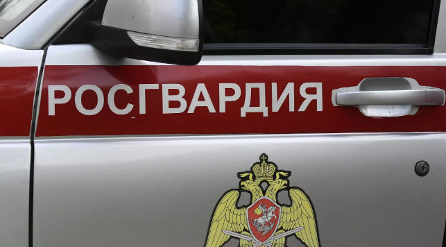 В столице был задержан мужчина, подозреваемый в совершении хулиганских действий с применением огнеопасных веществ на территории детского сада.