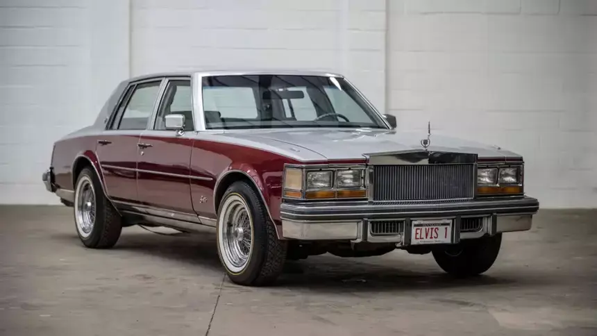 С молотка пустят последний Cadillac певца Элвиса Пресли