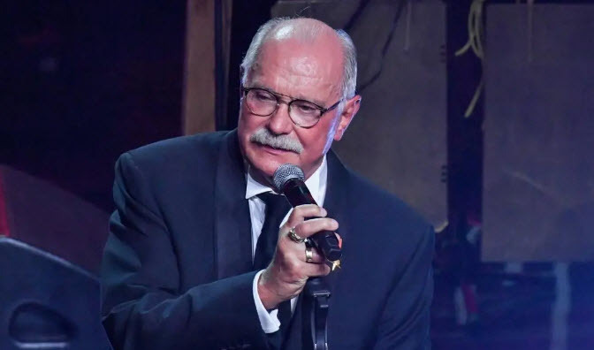 Михaлков просто набросился на Познера из-за того, что тот вернулся на "Первый канал"!