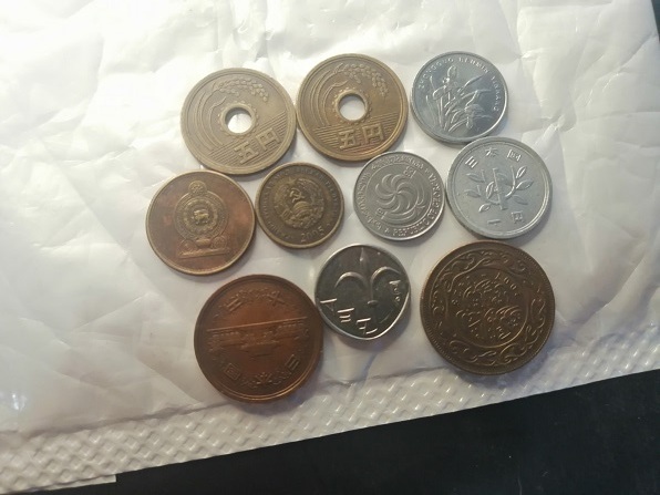 Коллекционные монеты? Нет. Но так называемая «ходячка» вызывает живой интерес тех, кто увлечен нумизматикой