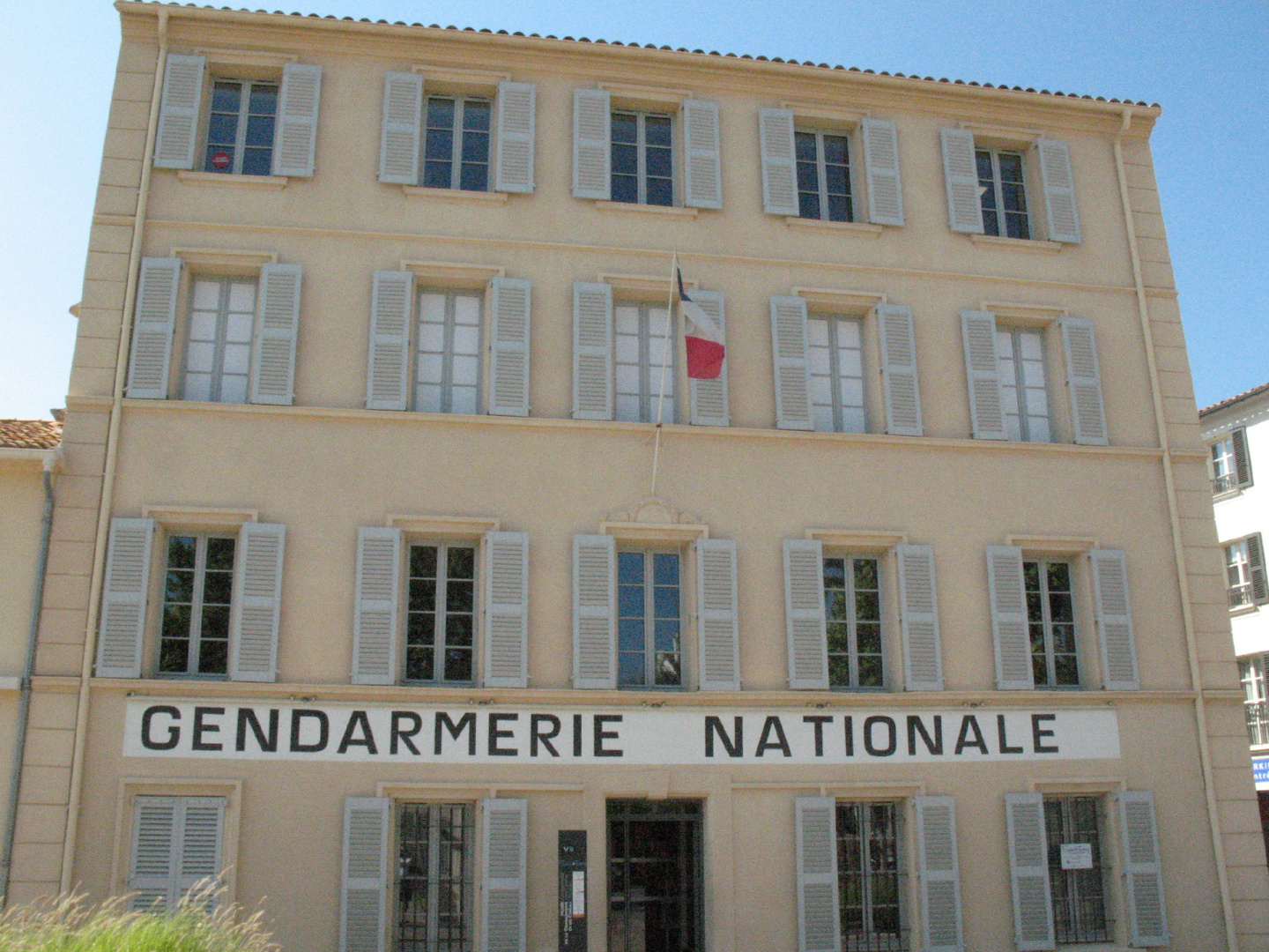 60 лет с начала истории самого знаменитого жандарма