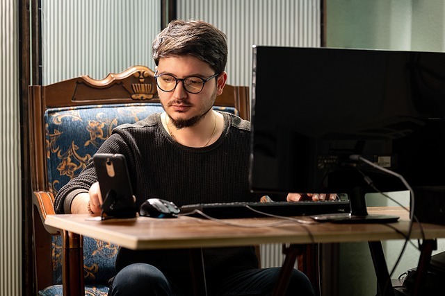 Фиктивное трудоустройство: мошеннические способы и как обезопасить себя