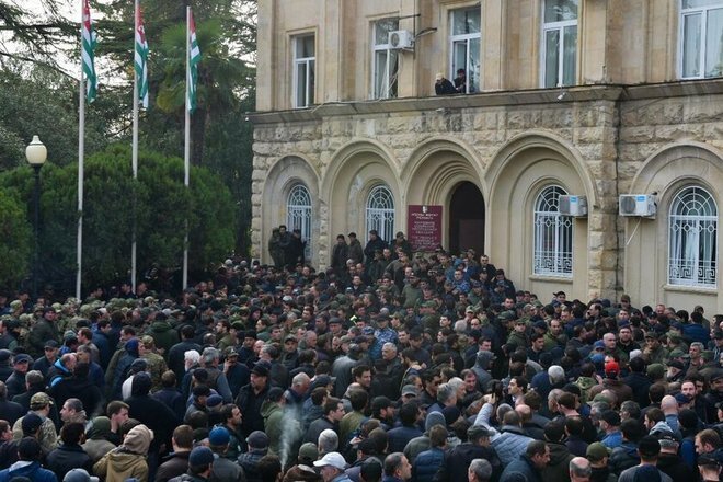 Абхазия: Протесты и политический кризис