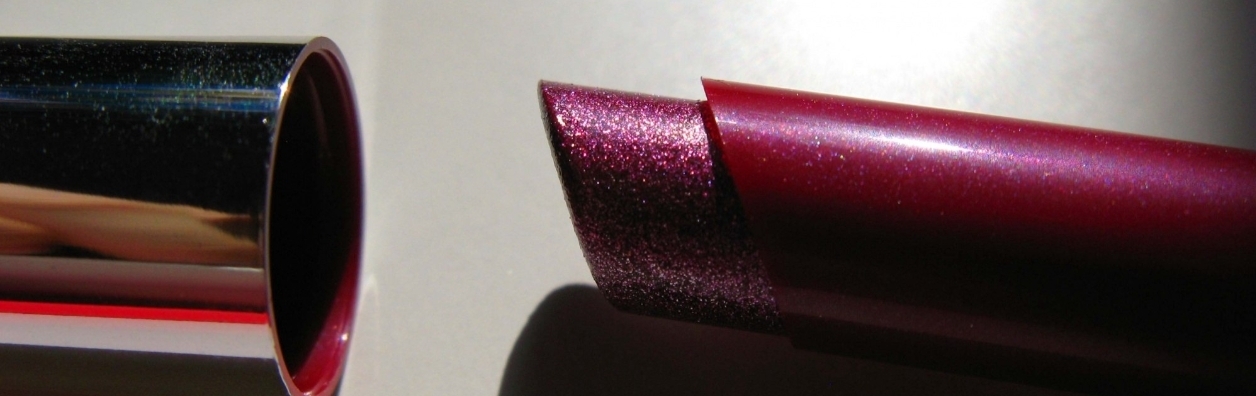 Звёздный фэшн-лук с помадой "роскошный пурпур" от Орифлейм! Статья-ностальгия 💄