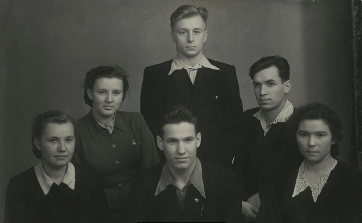 Плакала от счастья. Внучка назвала 31 декабря 1999 года самым счастливым днём для Наины Ельциной