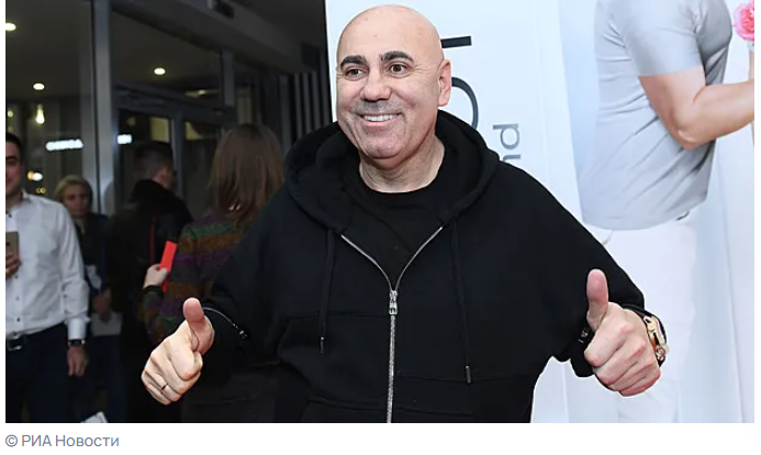 Ой, интересно! А ты знаешь, что Пригожин решил похвастаться ценой своей дачи в Швейцарии? Он всё рассказал! 💰🏠